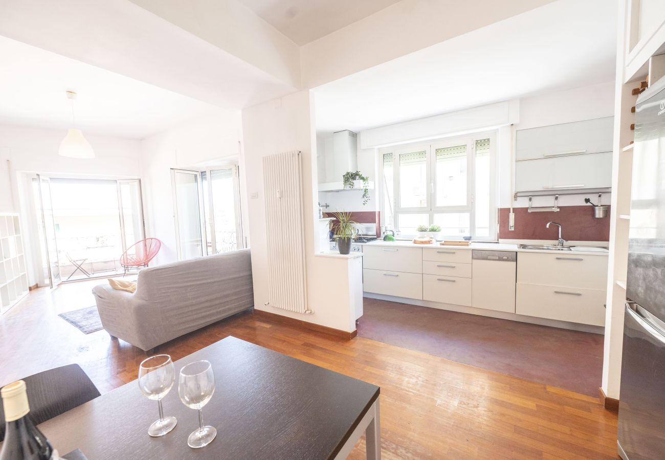 Appartamento a Roma - Lightsome and Large Family Apartment