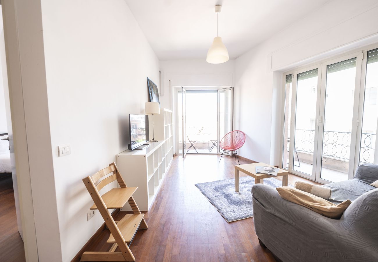 Appartamento a Roma - Lightsome and Large Family Apartment