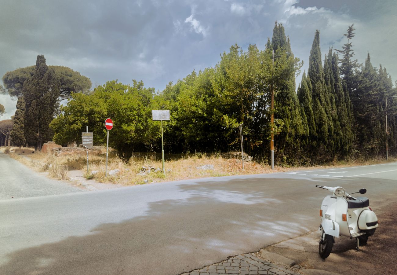 Appartamento a Roma - Terraced Apartment by the Ancient Appian Way 4