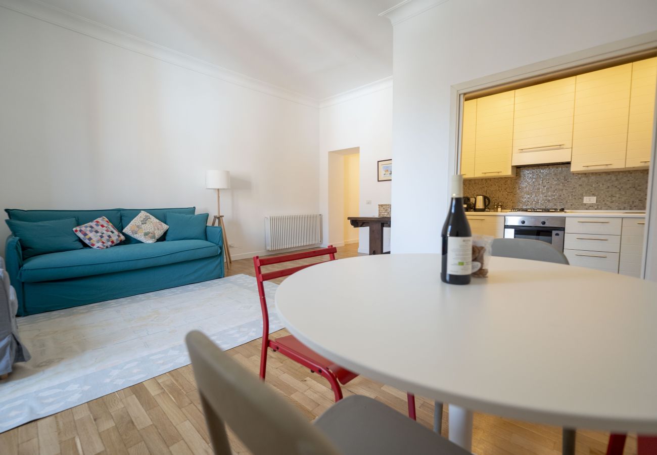 Appartamento a Roma - Bright and Lovely Apartment in San Lorenzo