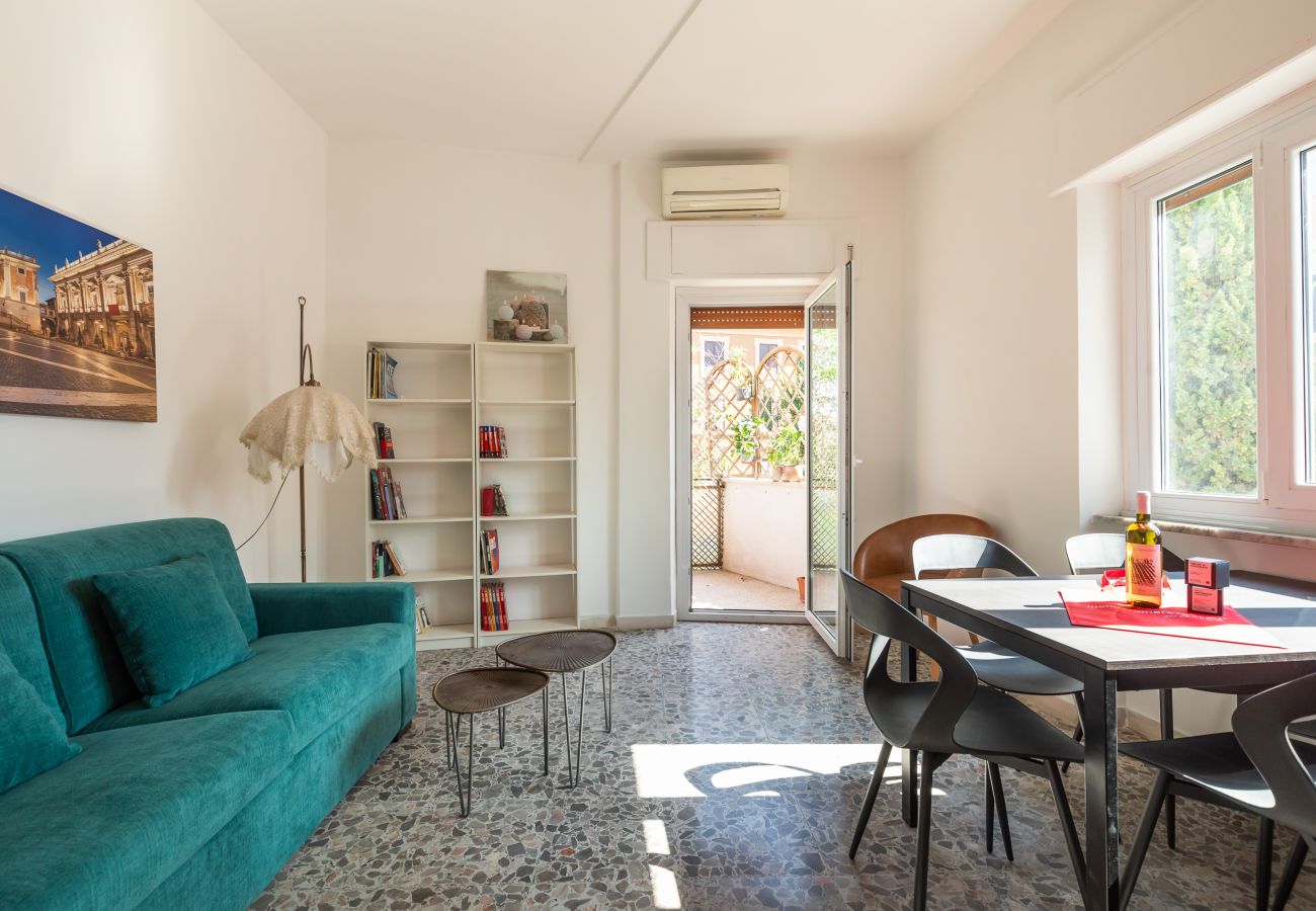 Appartamento a Roma - Luminous Family Apt with Balcony by St Peter's