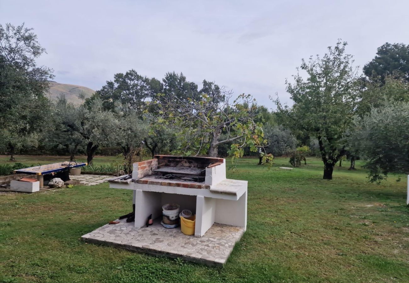 Casa a Nerola - Country House with Pool in Nerola