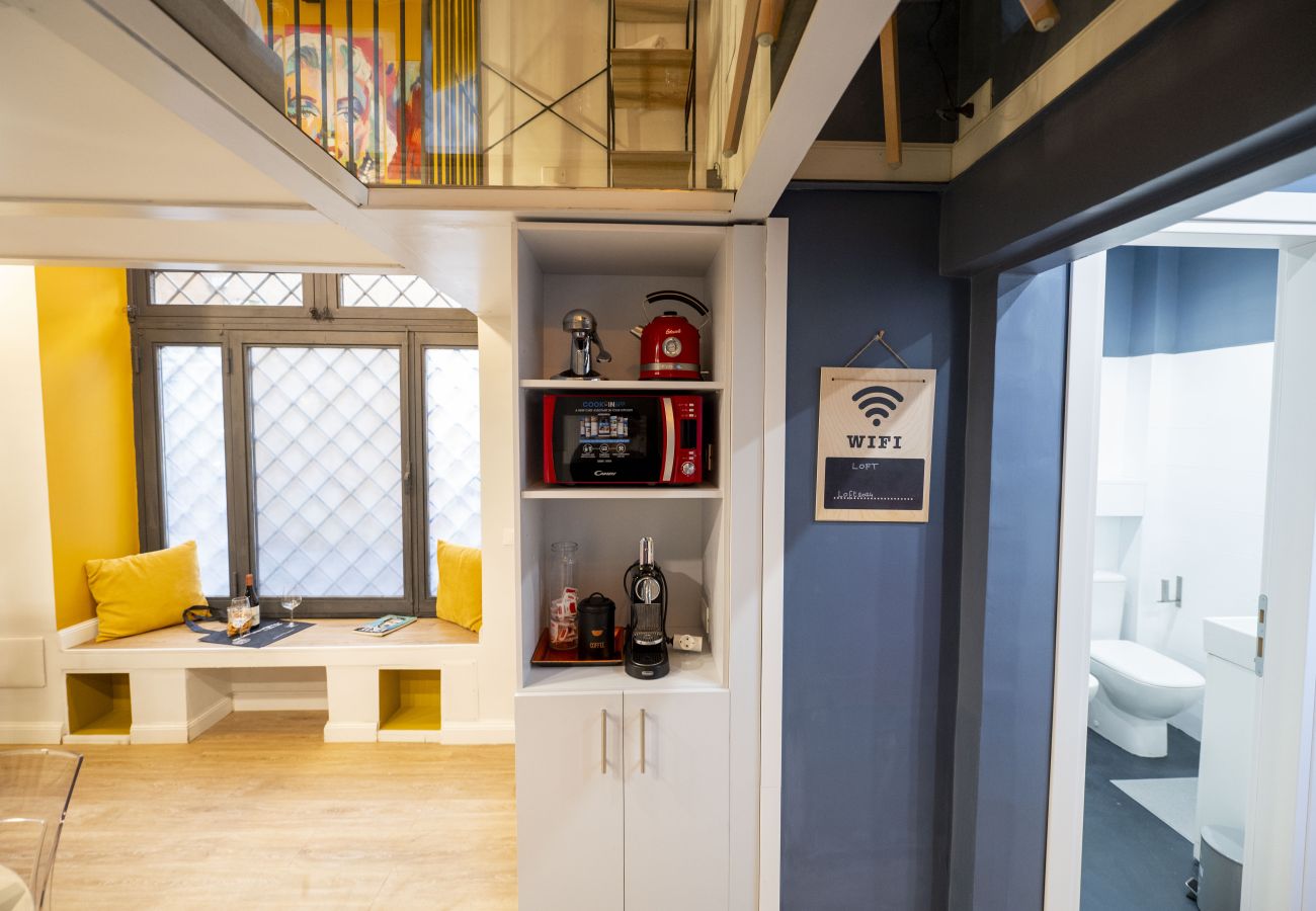 Appartamento a Roma - Colorful Design Loft near Villa Pamphili