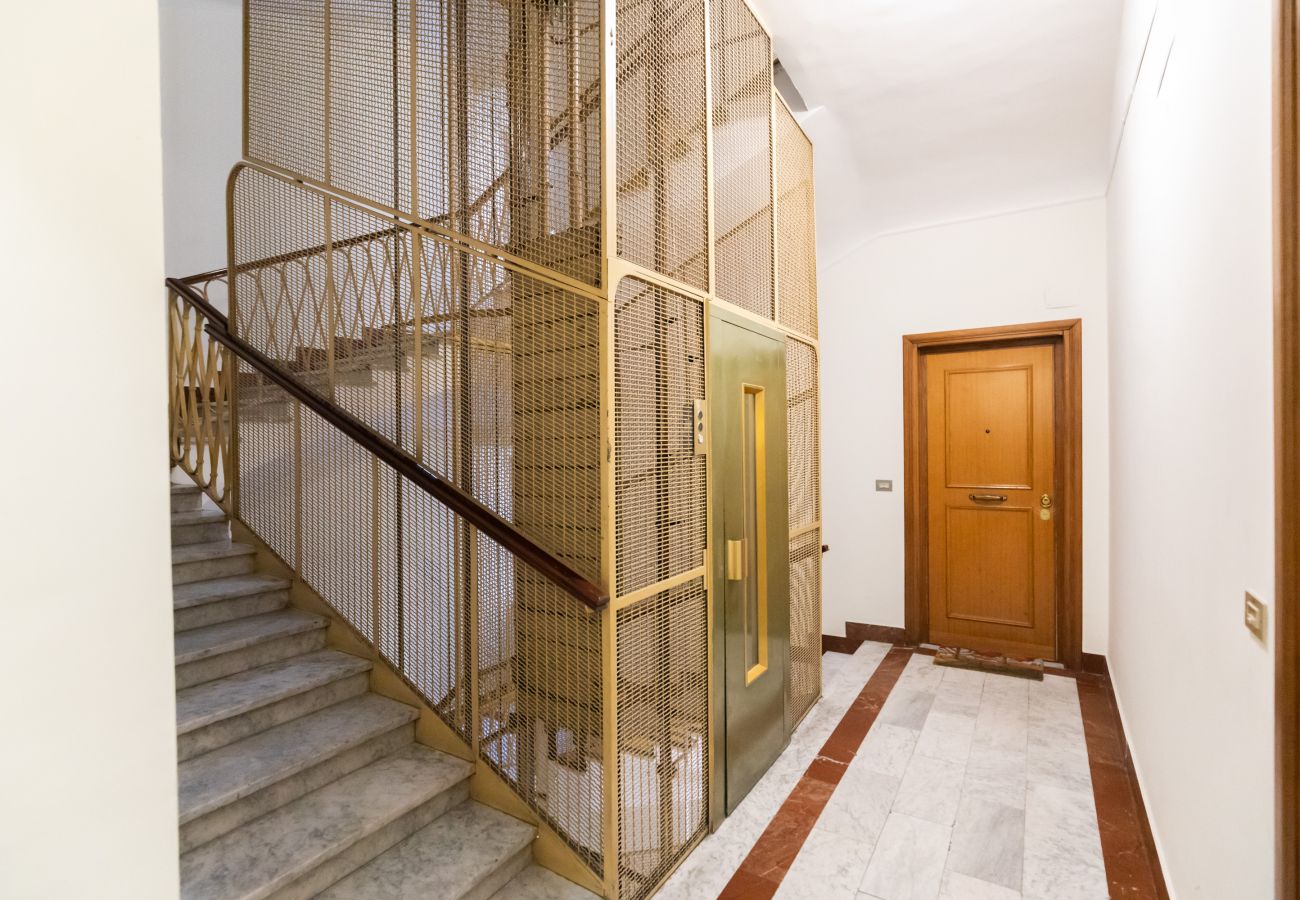 Appartamento a Roma - Esquilino Lightsome Apartment