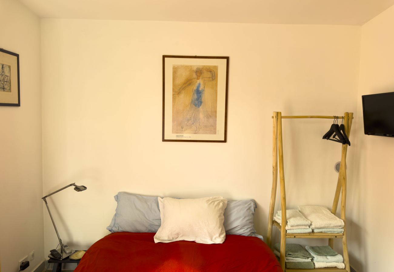 Appartamento a Roma - Romantic Terraced Escape in Elegant Neighbourhood