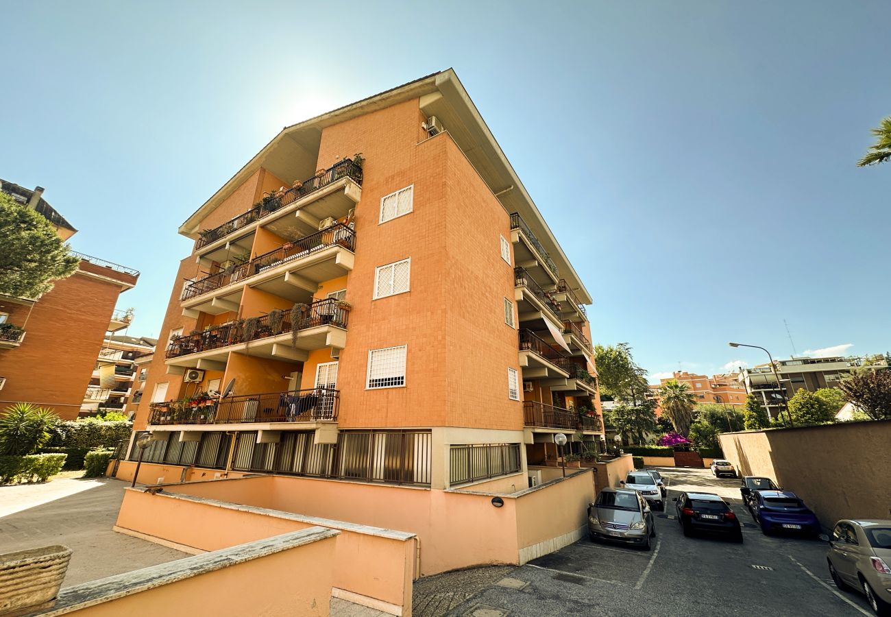 Apartment in Rome - Luminous 2BR Family Apartment in Residential Area