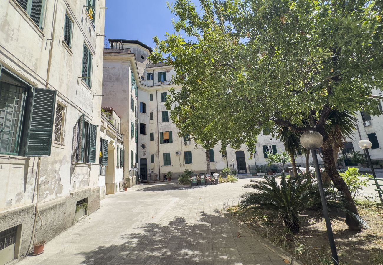 Apartment in Rome - Testaccio Colourful and Charming 2BR Apartment