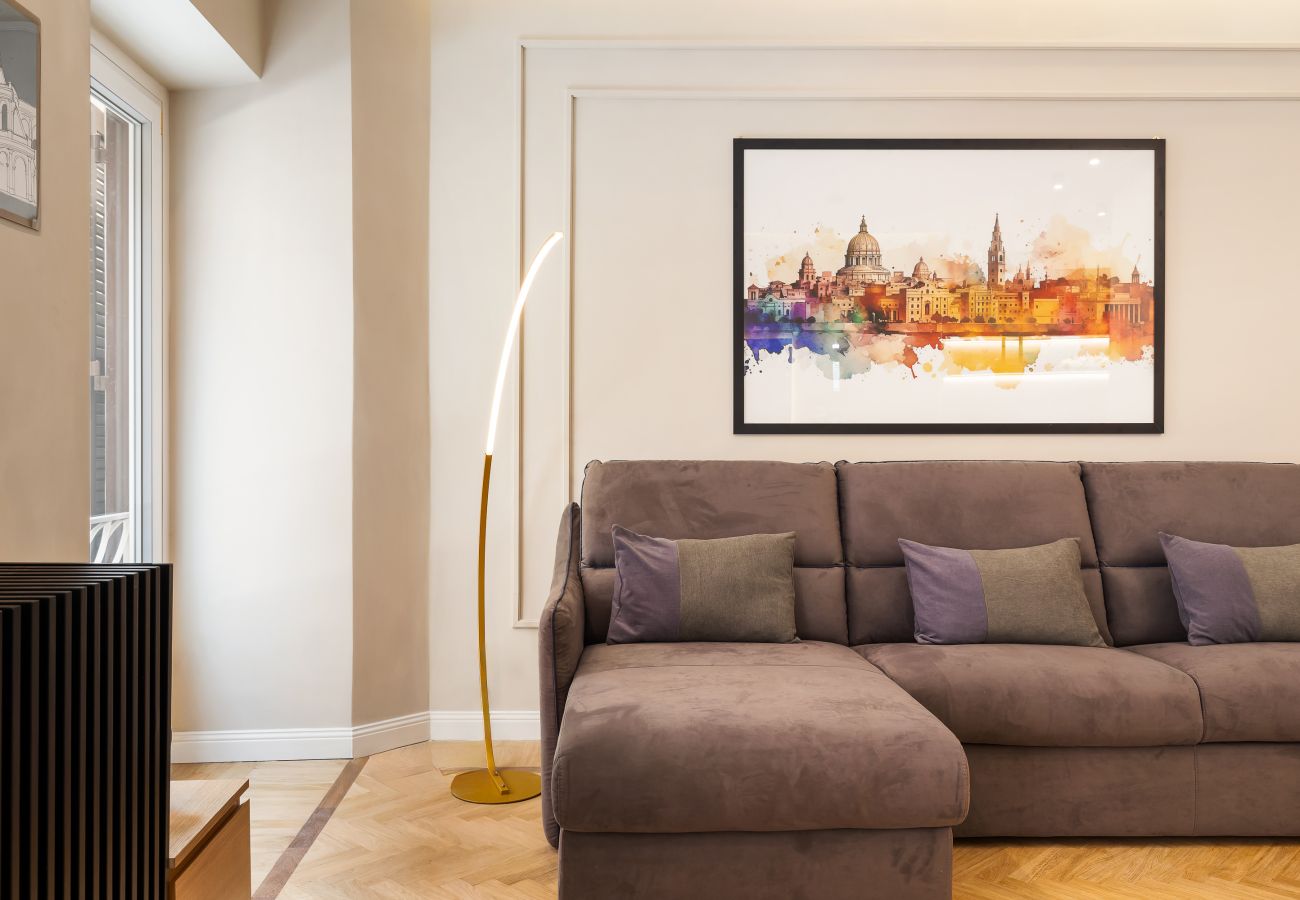 Apartment in Rome - Spanish Steps Modern Gem