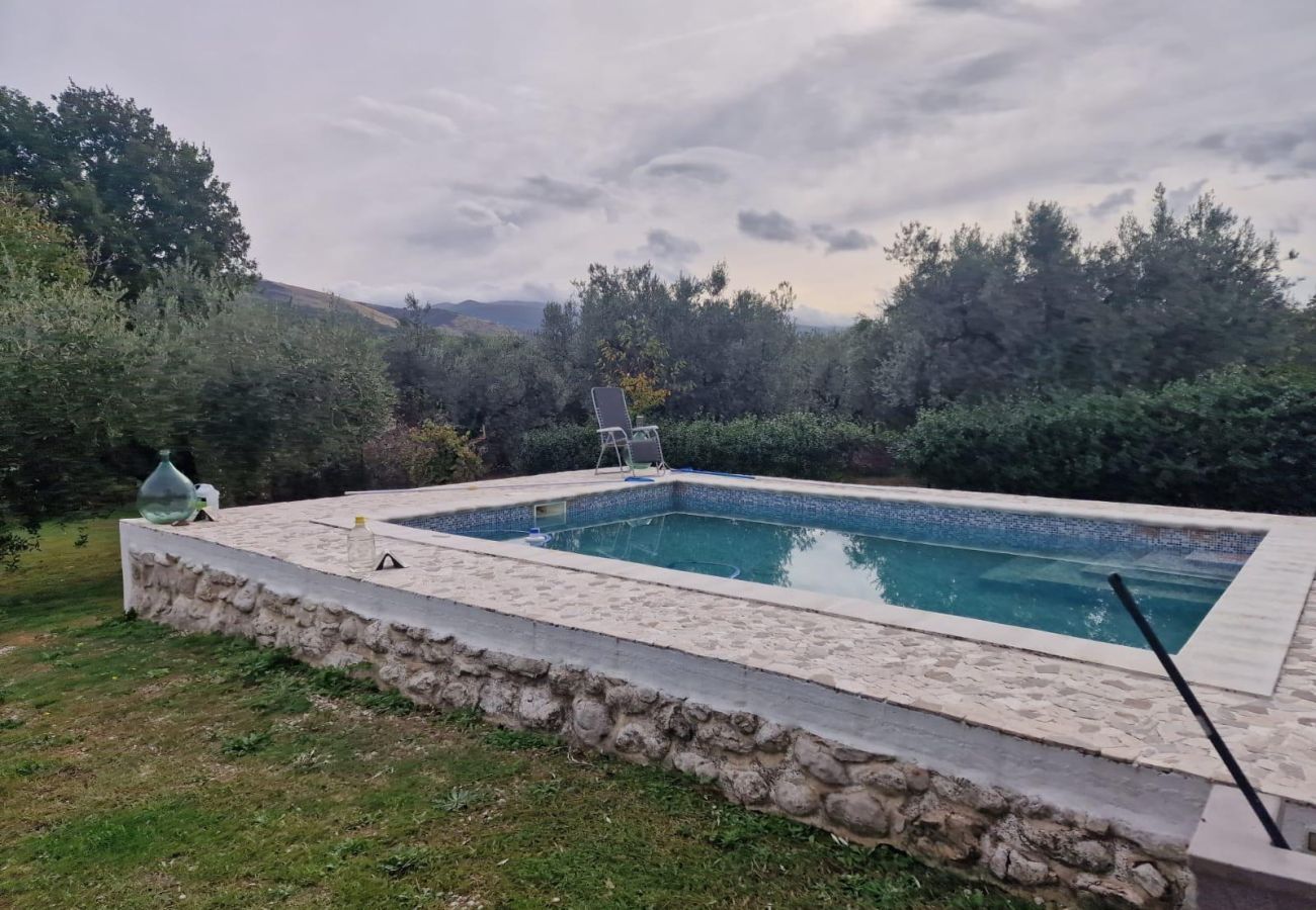 House in Nerola - Country House with Pool in Nerola