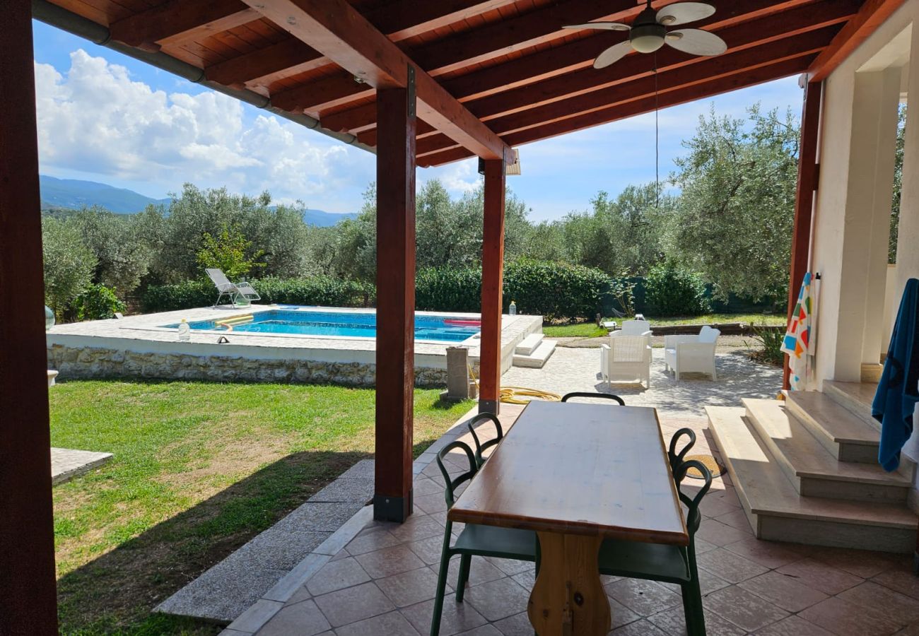 House in Nerola - Country House with Pool in Nerola