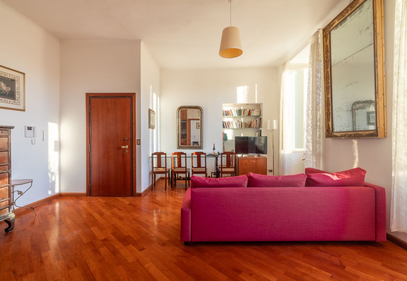 Apartment in Rome - Esquilino Lightsome Apartment