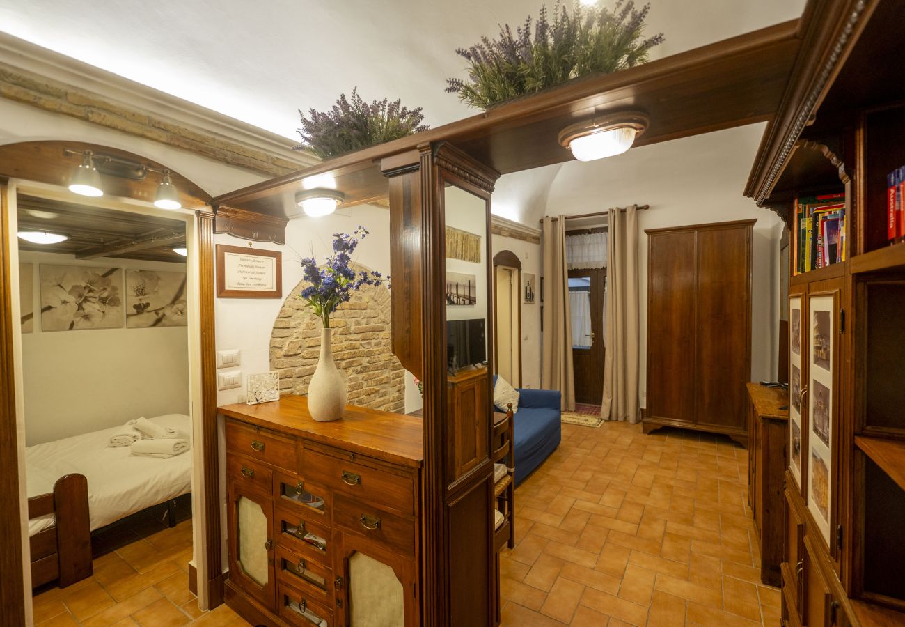 Apartment in Rome - Piazza Navona Lovely Nest