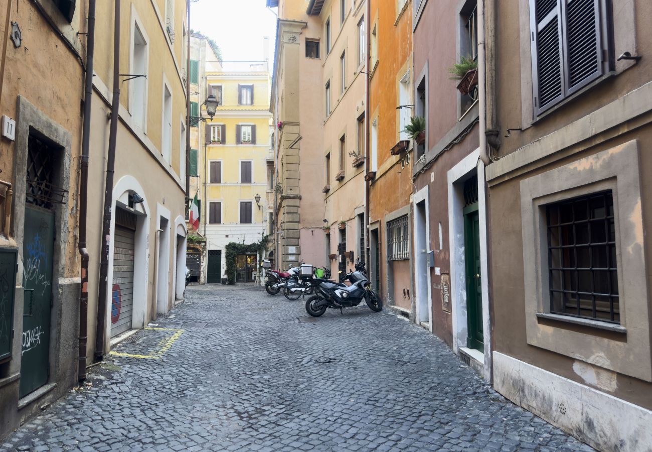 Apartment in Rome - Piazza Navona Lovely Nest